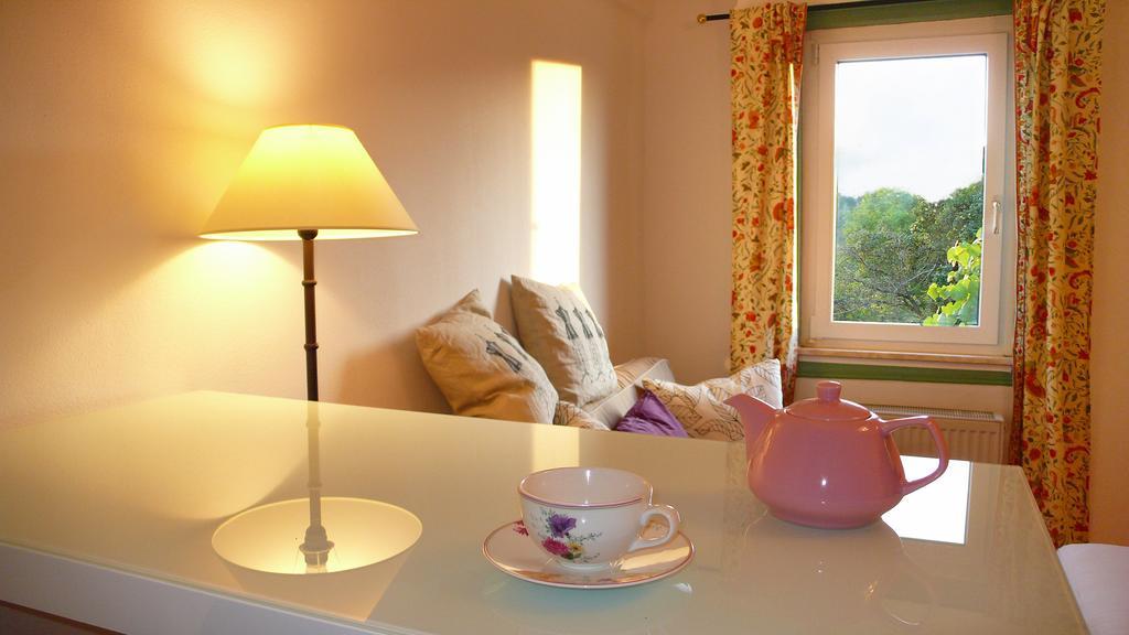 Lahnhaus Bruehl/ Fende Haus Apartment Arfurt ภายนอก รูปภาพ